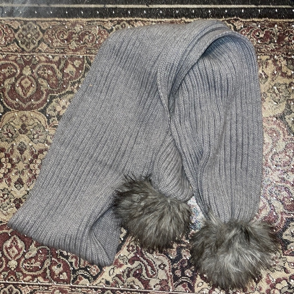 Calvin Klein Pom Pom Scarf - Picture 2 of 2